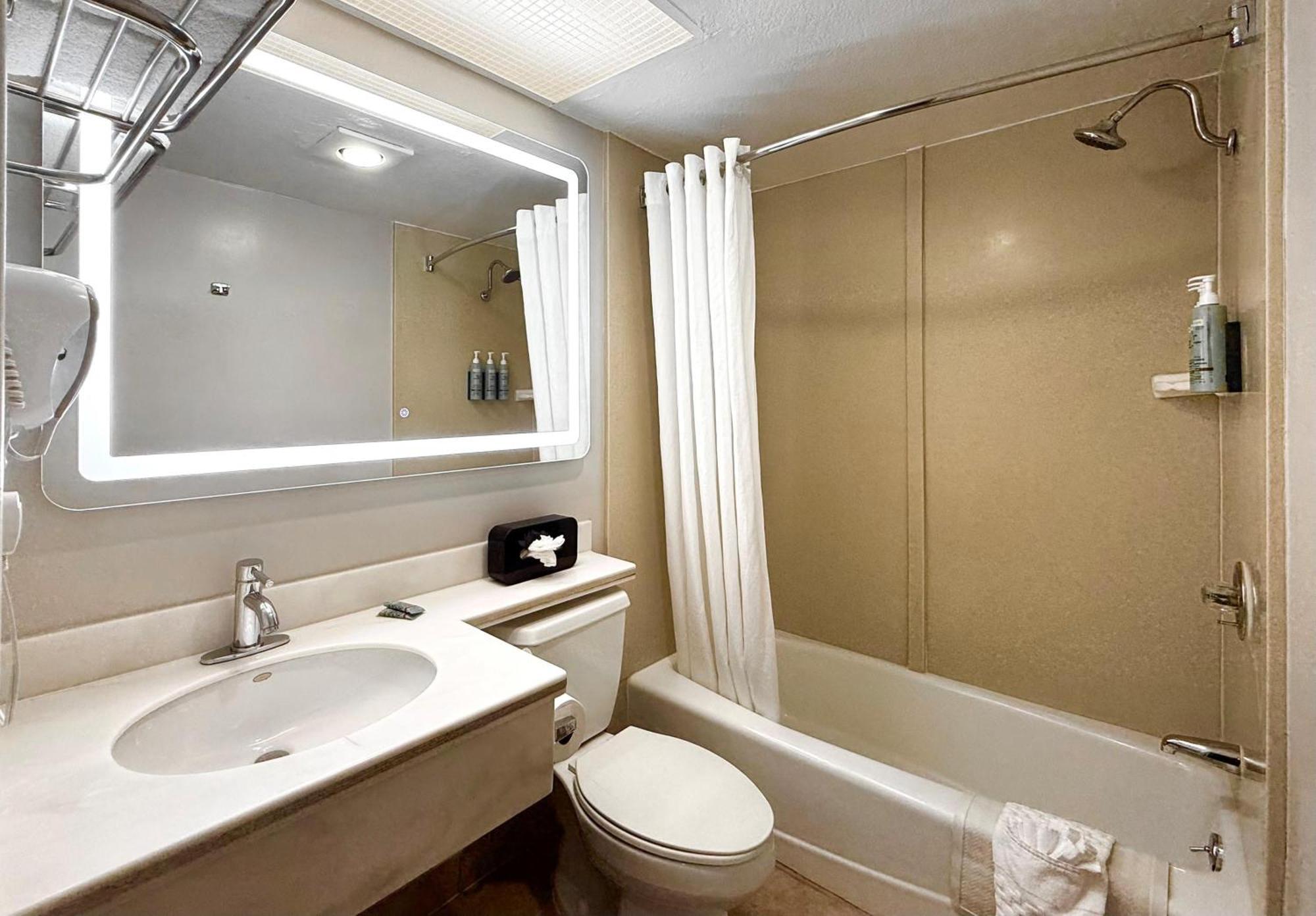 Best Western Hollywood Plaza Hotel - Walk Of Fame Film City La — Photos 2